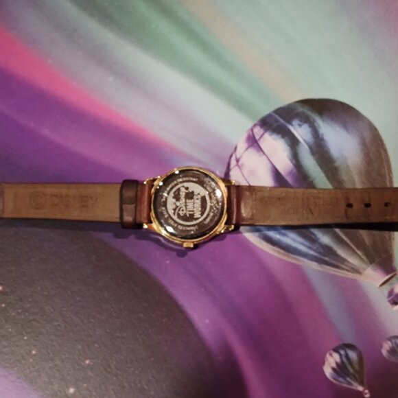 Disney Eeyore Watch - Picture 4 of 5